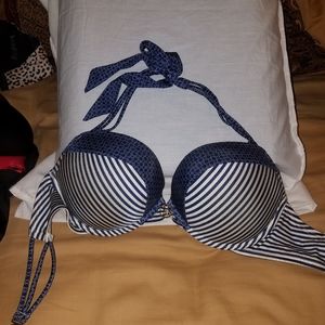 Victoria Secret Bombshell bikini top add 2 cup